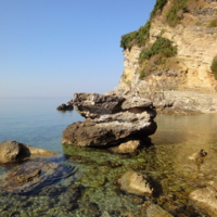 Камни и вода