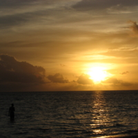 Не уходи... Побудь со мною