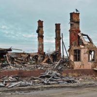 Стоял тот дом...