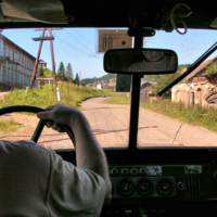 Крепче за баранку держись, шофёр