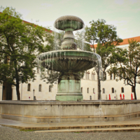 Мюнхен, Университетский фонтан