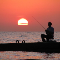Рыбалка с видом на закат