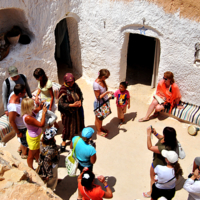 Туристы в берберском доме