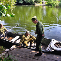 Лодка на приколе:)