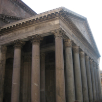 Колонны Пантеона