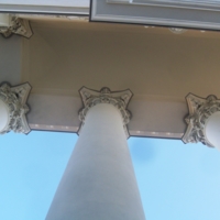 колонны Троицкого собора
