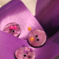 Фиолетовые пуговицы