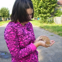 Девочка с котенком