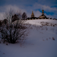 А за городом зима...