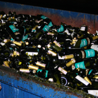 стеллаж упал