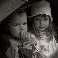 Двое под одним зонтом