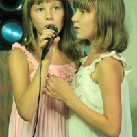 Близняшки...