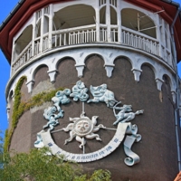 Часы на башне.