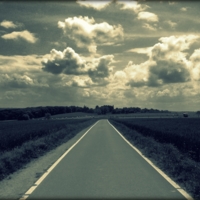 Дорога под облаками