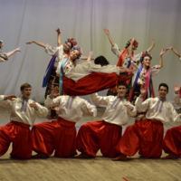 украинский танец!!!