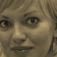 Эти глаза напротив...