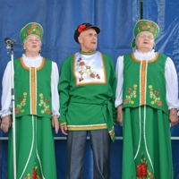 Нам года не беда ...