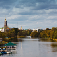 Город, погрузившийся в осень