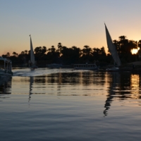 Вечер на реке Нил