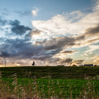 Одинокий велосипедист...