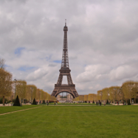Париж… а затем – многоточье…