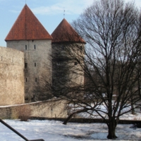 Старые башни в Таллине.