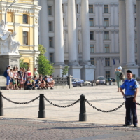 "Скованный одной цепью..."