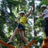 Смелая девушка