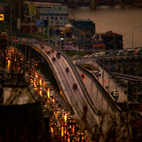 Усталый город...