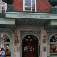 FORTNUM-MASON