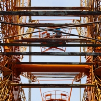 ... чёрт заводит снова колесо...