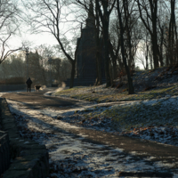 -Вот, Дружок, и первый снежок!