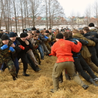 Стенка на стенку