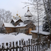 Строится церковь.