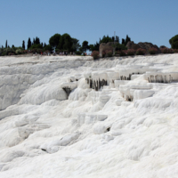 Травертины Памуккале́.