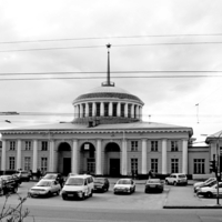 Вокзал в городе моего детства.