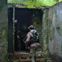 В опасное прошлое