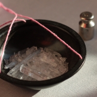 Кристаллы ментола.