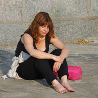 Женщина на набережной