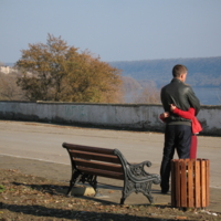 Не уходи, посидим еще...