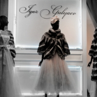 изначально черно-белая