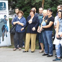 Держите меня! Сейчас спляшу!