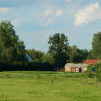Крайний домик от дороги