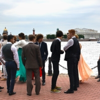 На пороге жизни взрослой