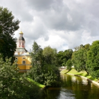 У речки Монастырки