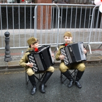 Какая ж песня без баяна?