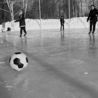 Забава.футбол на льду. 