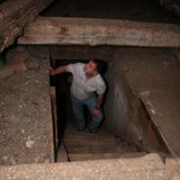 очень старая лестница