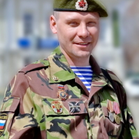 Крестоносец...