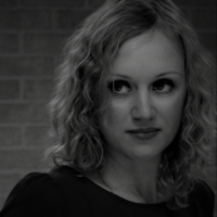 Околдовала